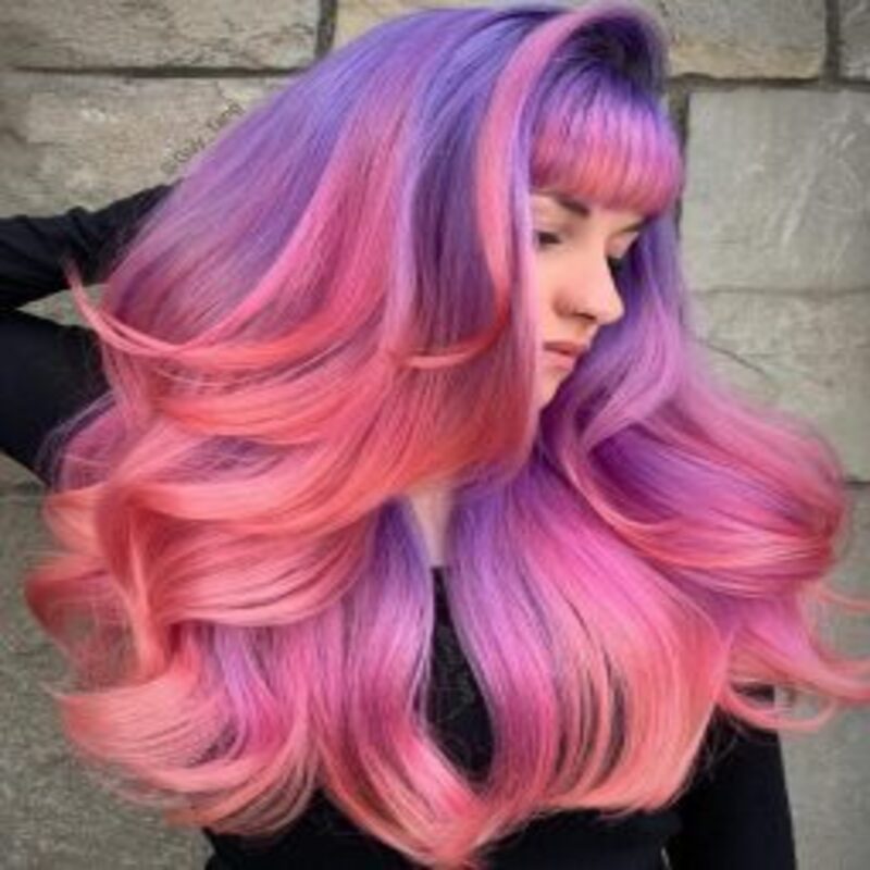 capelli sfumati rosa