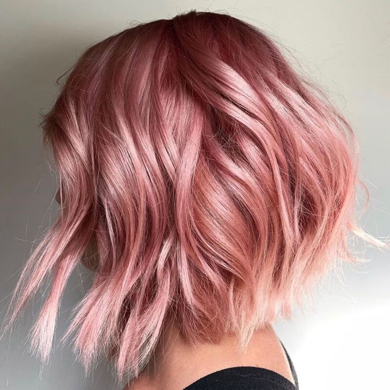 capelli sfumati rosa